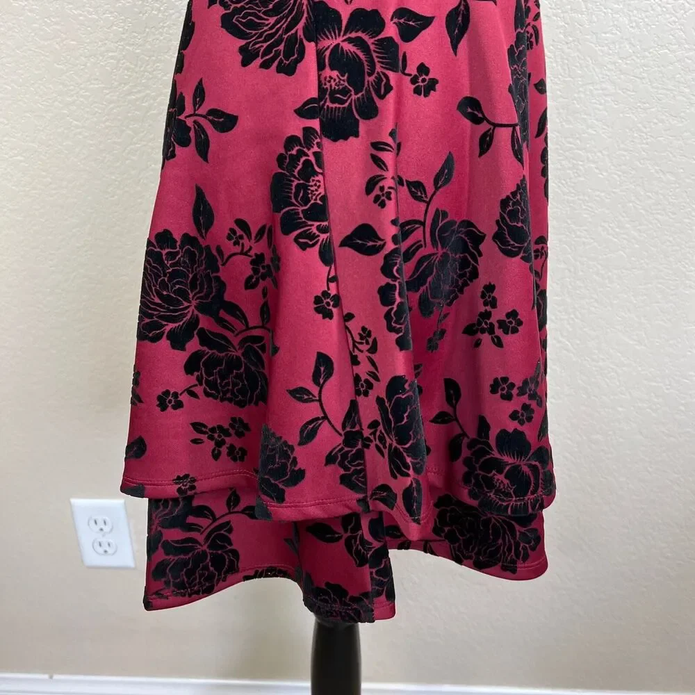City Studio Burgundy Dress fit flare sleeveless dress size 7/8 baddie streetwear